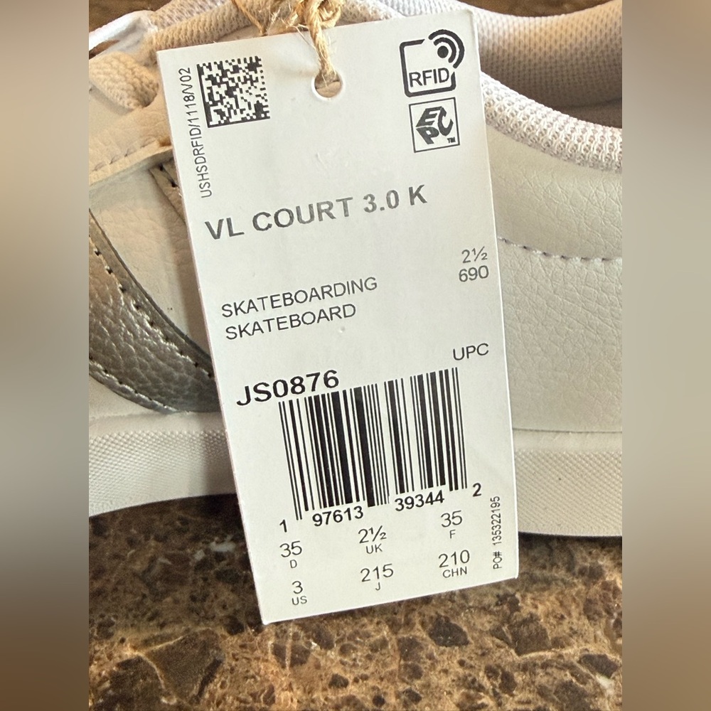 NWT. Adidas. adidas VL Court 3.0 K 'White Silver Metallic'. Size 3. - Picture 9 of 11